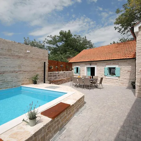 Lapis Zadarvillas Βίλα *