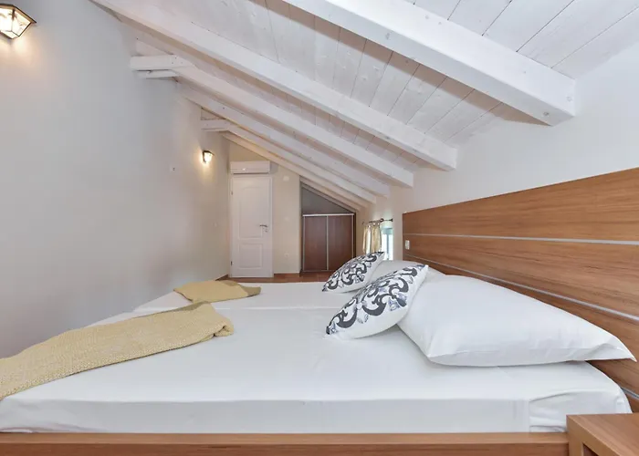 Lapis Zadarvillas Вилла *